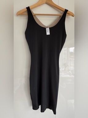 Assets by Spanx Reversible Shaping Tank Slip Dress
Black/Tan, Size M